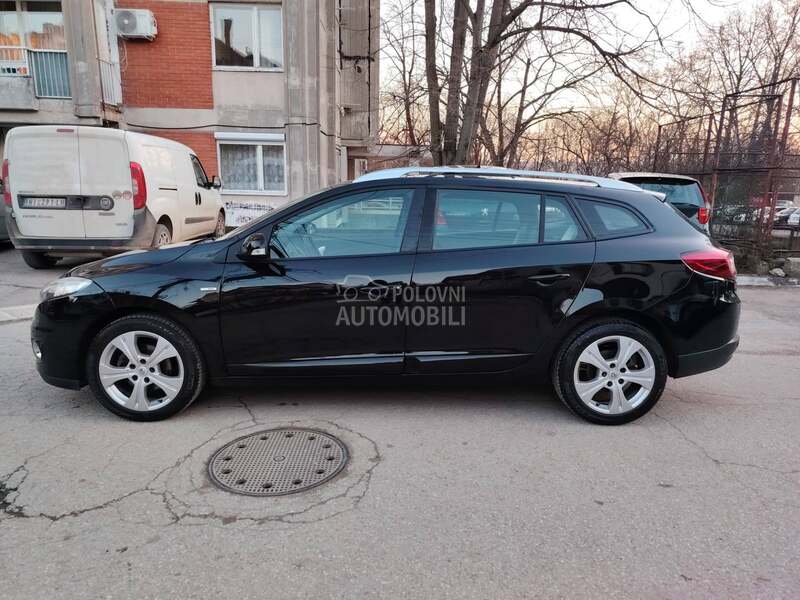 Renault Megane B O S E