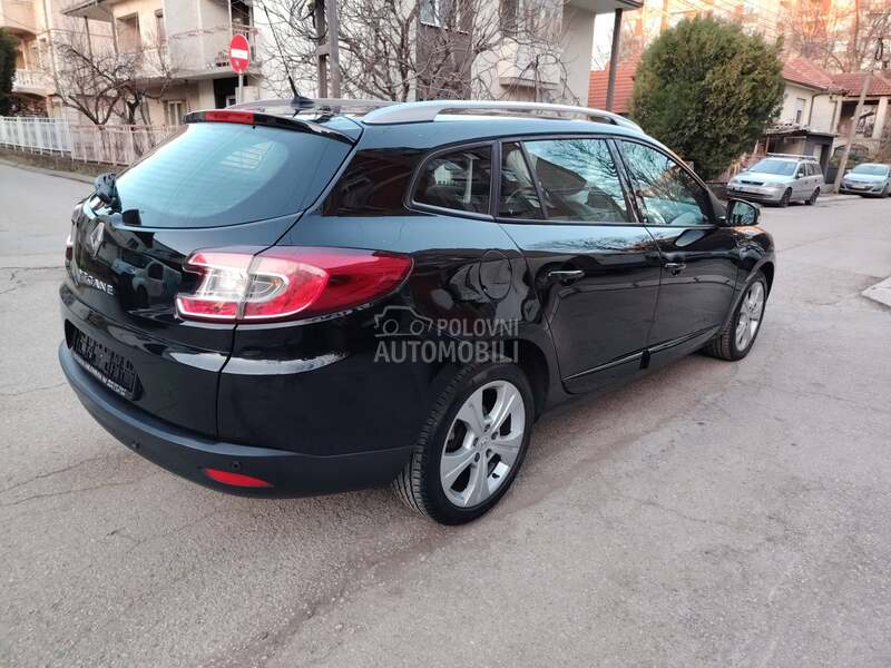 Renault Megane B O S E
