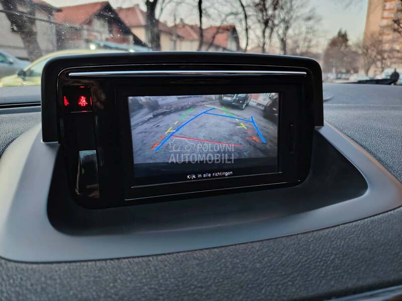 Renault Megane B O S E