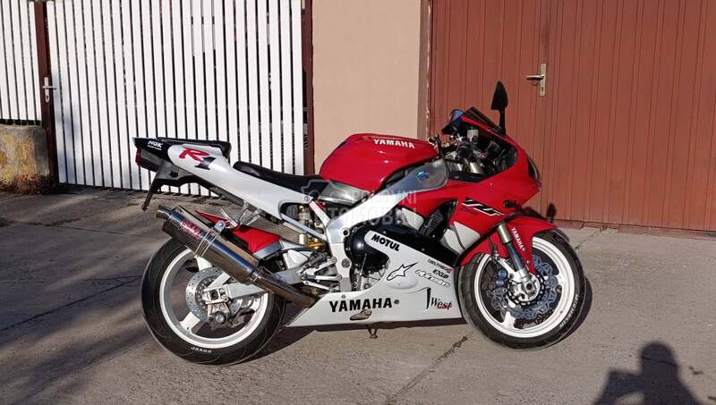 Yamaha R1 sad reg