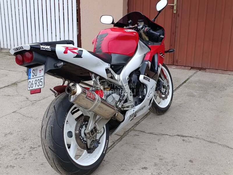 Yamaha R1 sad reg