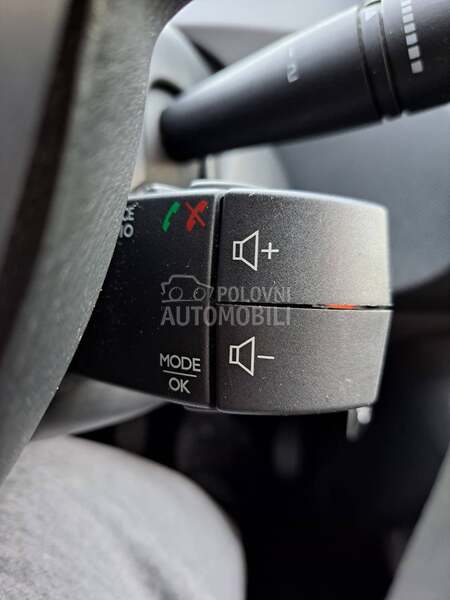 Renault Twingo 1.2 P-O-G-L-E-D-A-J