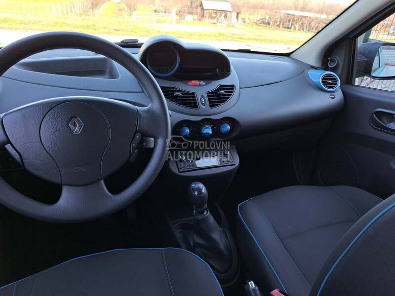 Renault Twingo 1.2 P-O-G-L-E-D-A-J