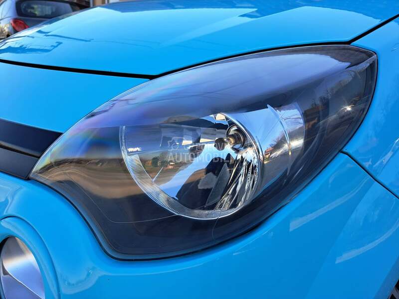 Renault Twingo 1.2 P-O-G-L-E-D-A-J