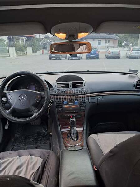 Mercedes Benz E 220 