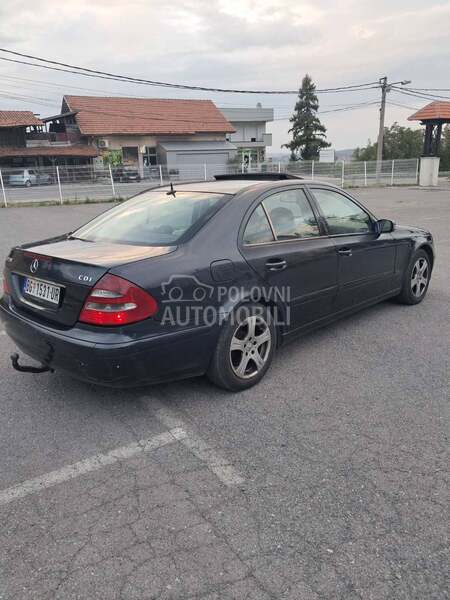 Mercedes Benz E 220 