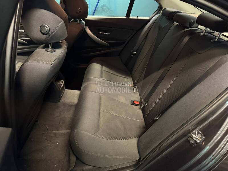 BMW 320 d NAVl
