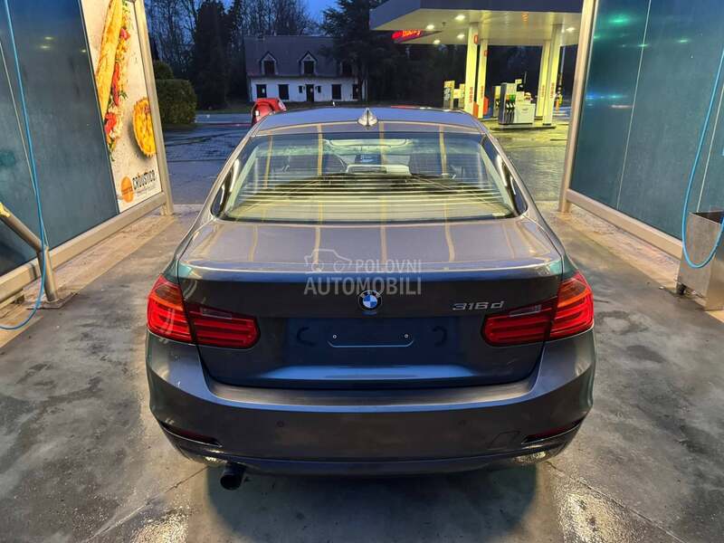 BMW 320 d NAVl