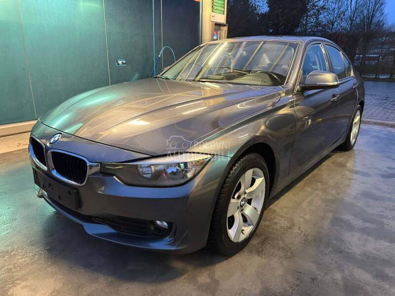 BMW 320 d NAVl