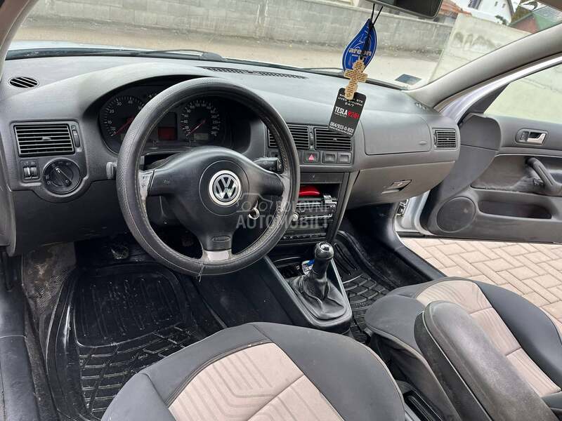 Volkswagen Golf 4 