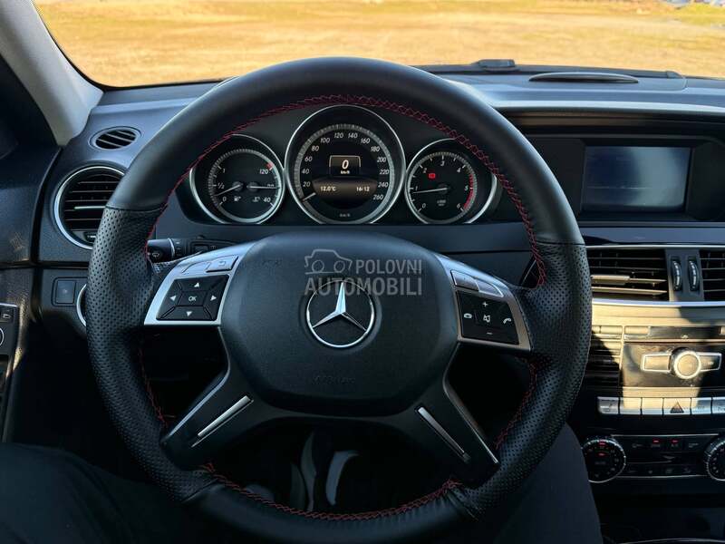 Mercedes Benz C 200 2.2 CDI