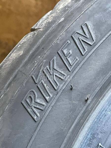 Riken 215/50 R17 Letnja