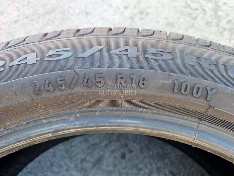 Pirelli 245/45 R18 Letnja