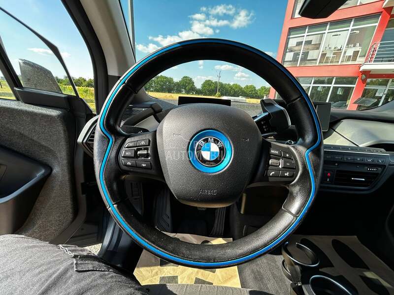 BMW i3 