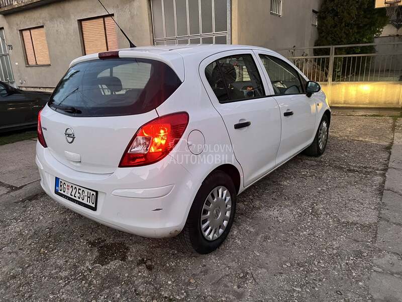 Opel Corsa D 