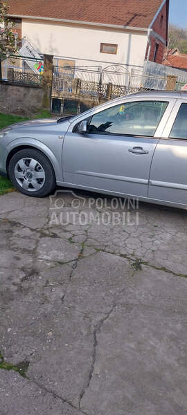 Opel Astra H 