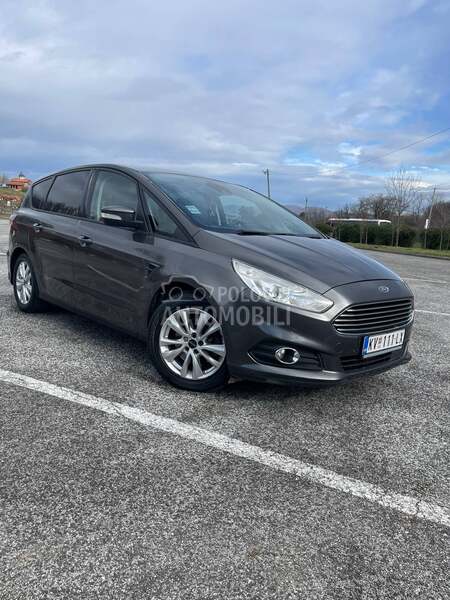 Ford S-Max 