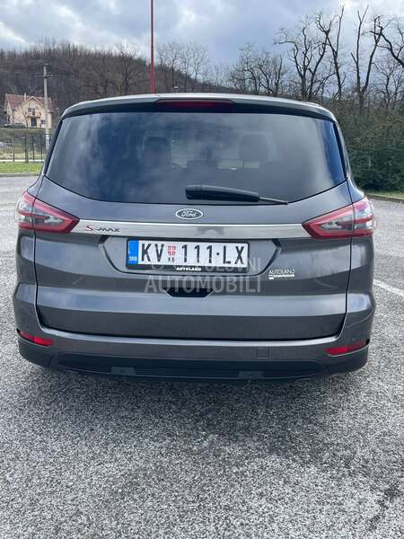 Ford S-Max 