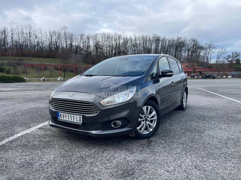 Ford S-Max 