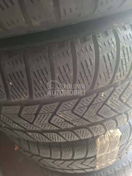 Pirelli 225/50 R19 Sve sezone