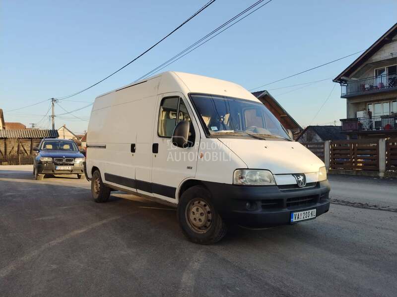 Peugeot Boxer 