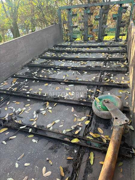 Tehnostroj 4 t vise prikolica