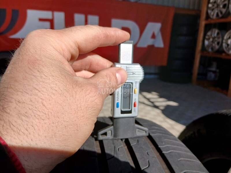 Continental 205/55 R17 Letnja