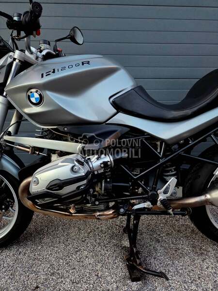 BMW R1200R