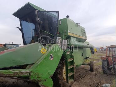 John Deere 975