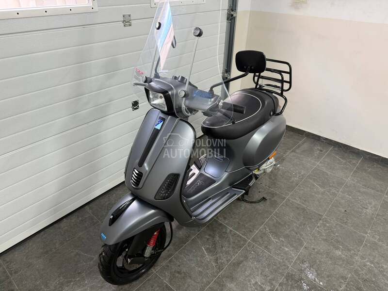 Piaggio VESPA LX50
