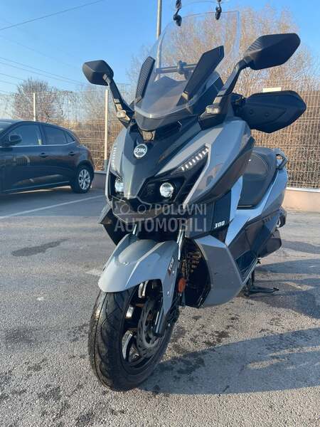 Sym Cruisym 300