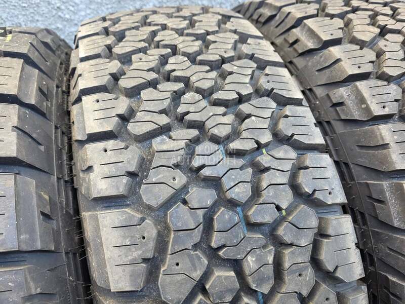General 265/70 R17 Sve sezone