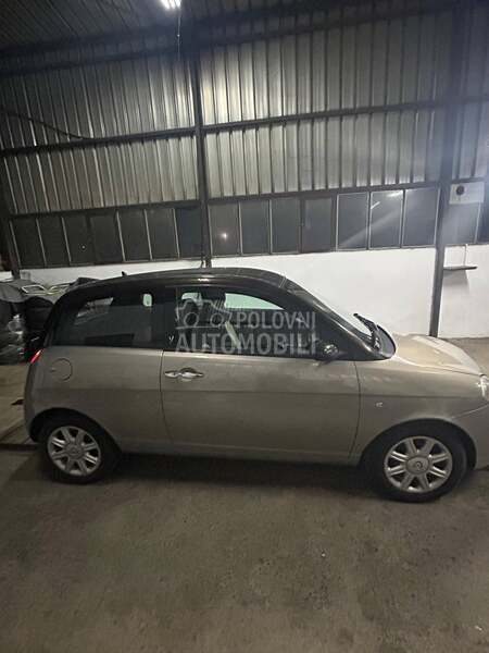 Lancia Ypsilon 1.3mjet