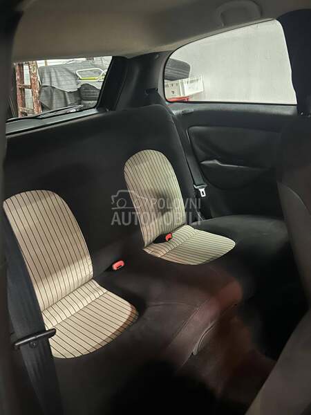 Lancia Ypsilon 1.3mjet