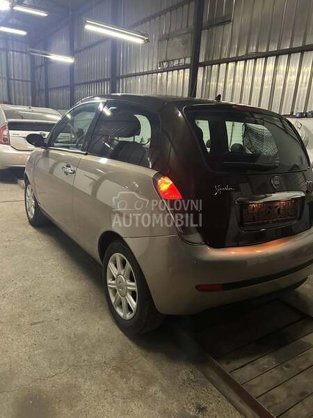 Lancia Ypsilon 1.3mjet