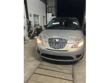 Lancia Ypsilon 1.3mjet