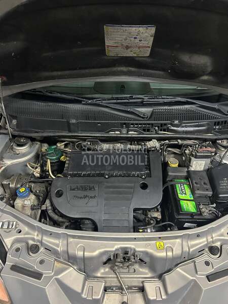 Lancia Ypsilon 1.3mjet