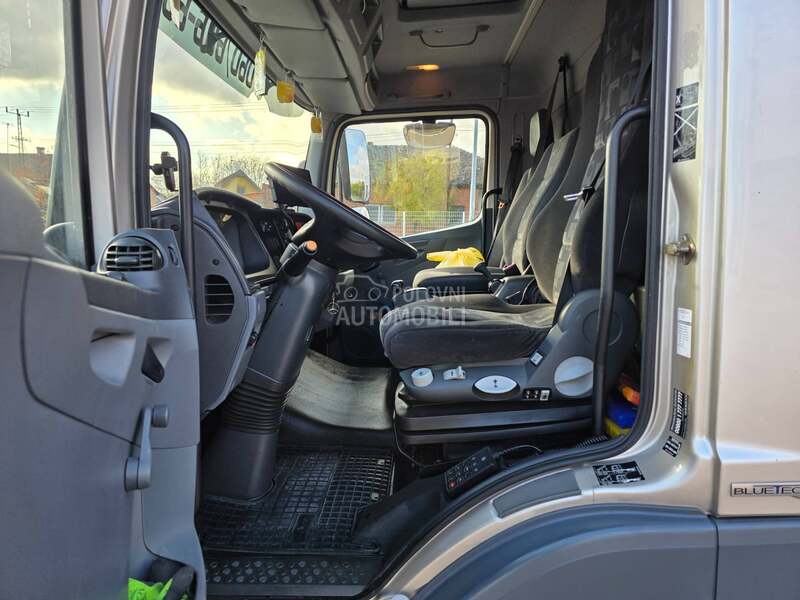Mercedes Benz ATEGO 818
