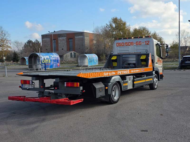 Mercedes Benz ATEGO 818