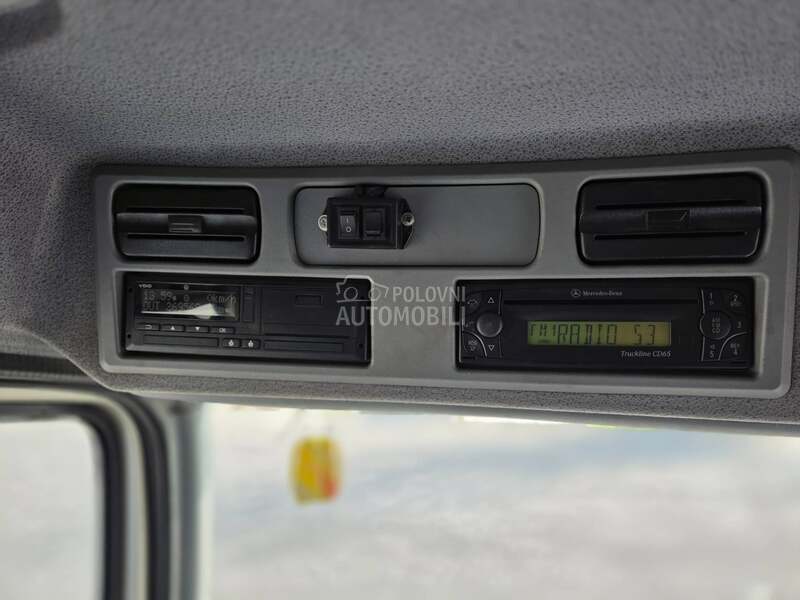 Mercedes Benz ATEGO 818