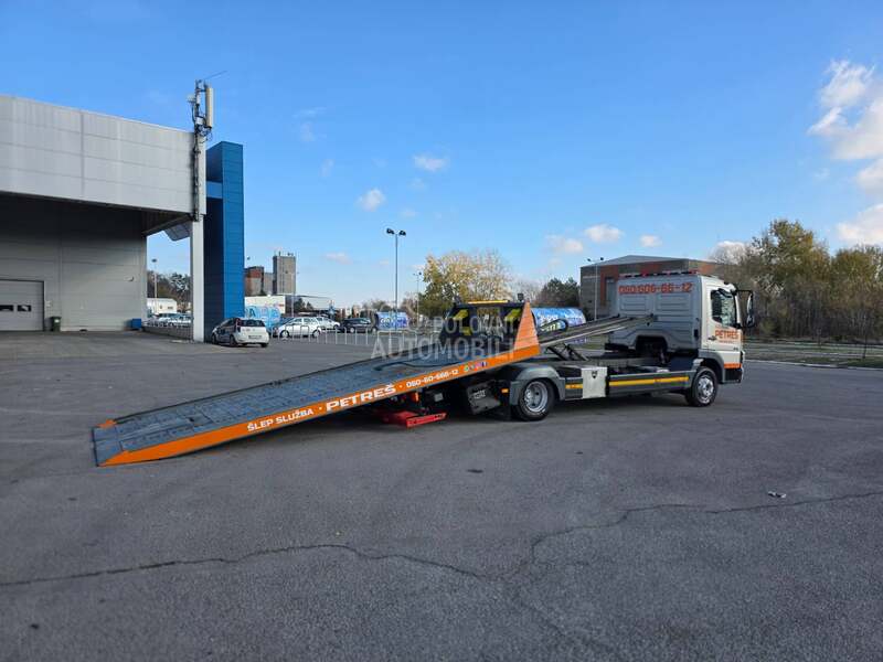 Mercedes Benz ATEGO 818