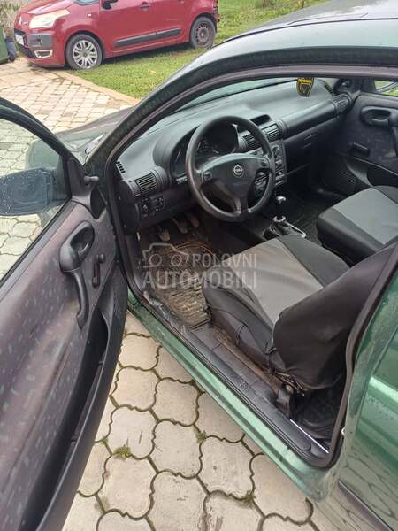 Opel Corsa B 