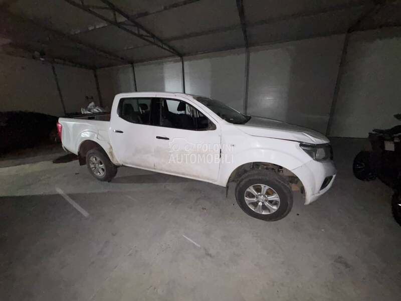 Nissan Navara 
