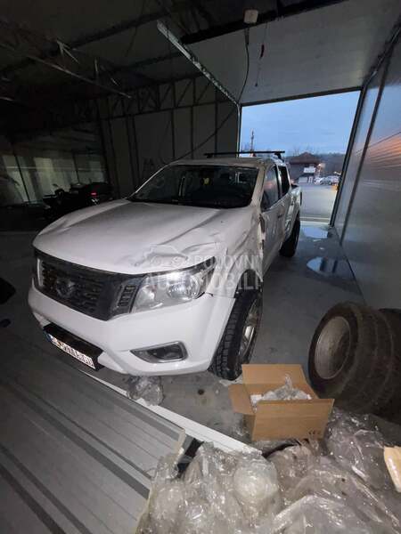 Nissan Navara 