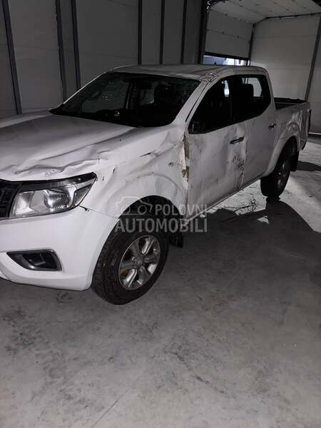 Nissan Navara 