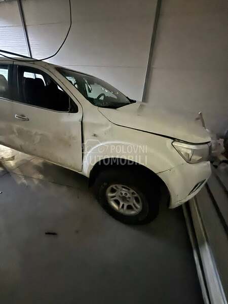 Nissan Navara 