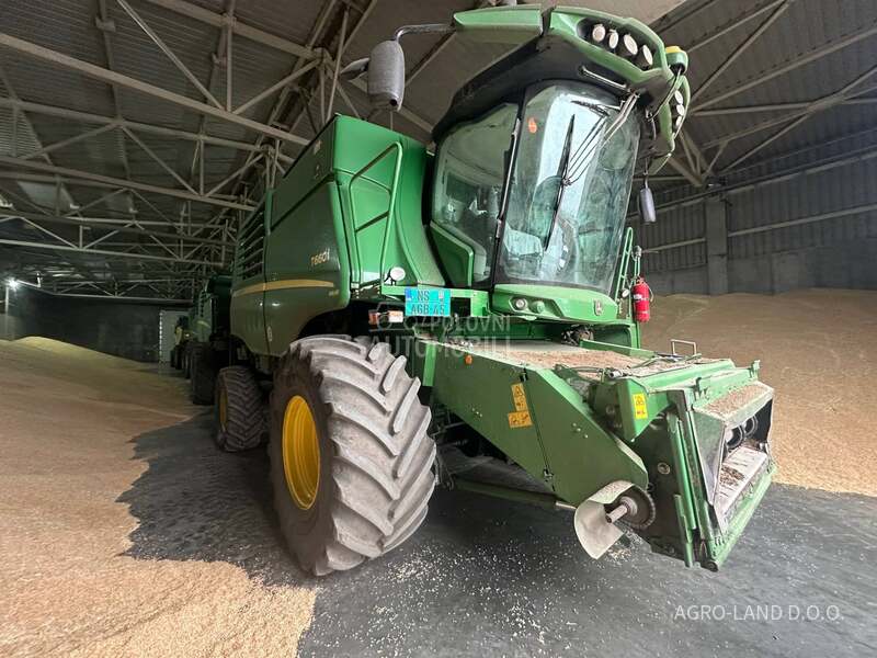 John Deere T660i