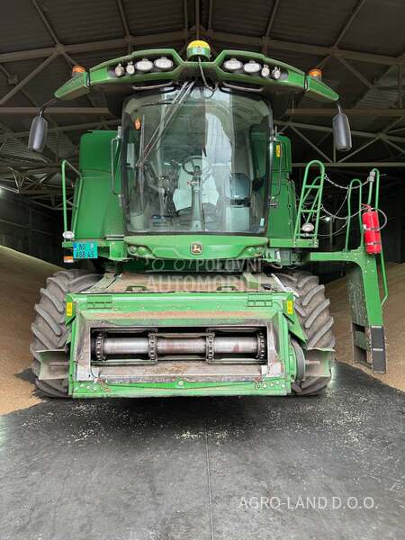 John Deere T660i