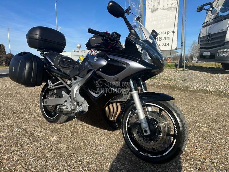 Yamaha Fazer 600