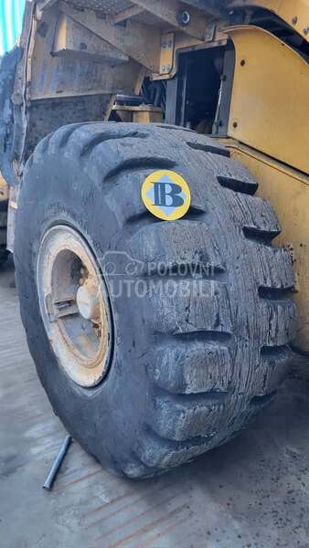 Gume za Volvo L180G
